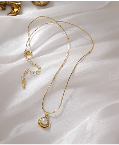 Baroque Freshwater Pearl Necklace 