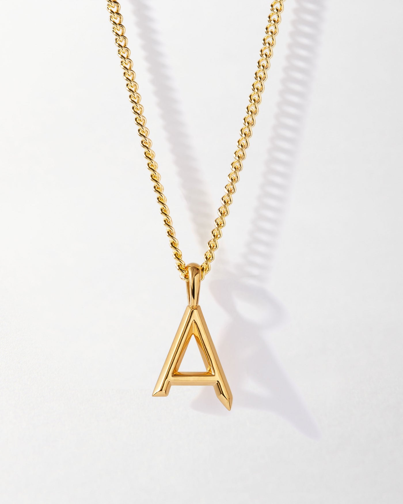 Personalized Curb Chain Necklace with Initial