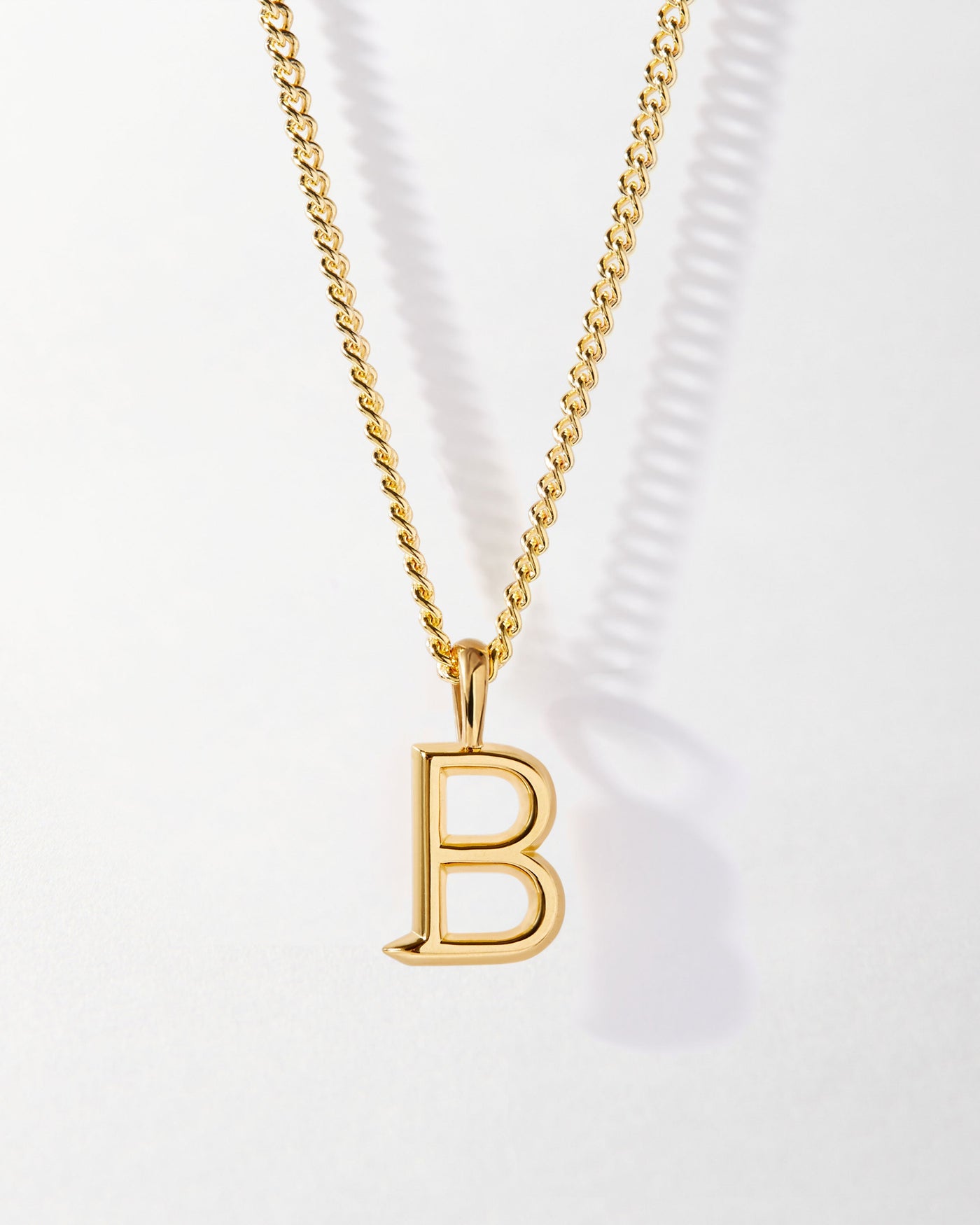 Personalized Curb Chain Necklace with Initial