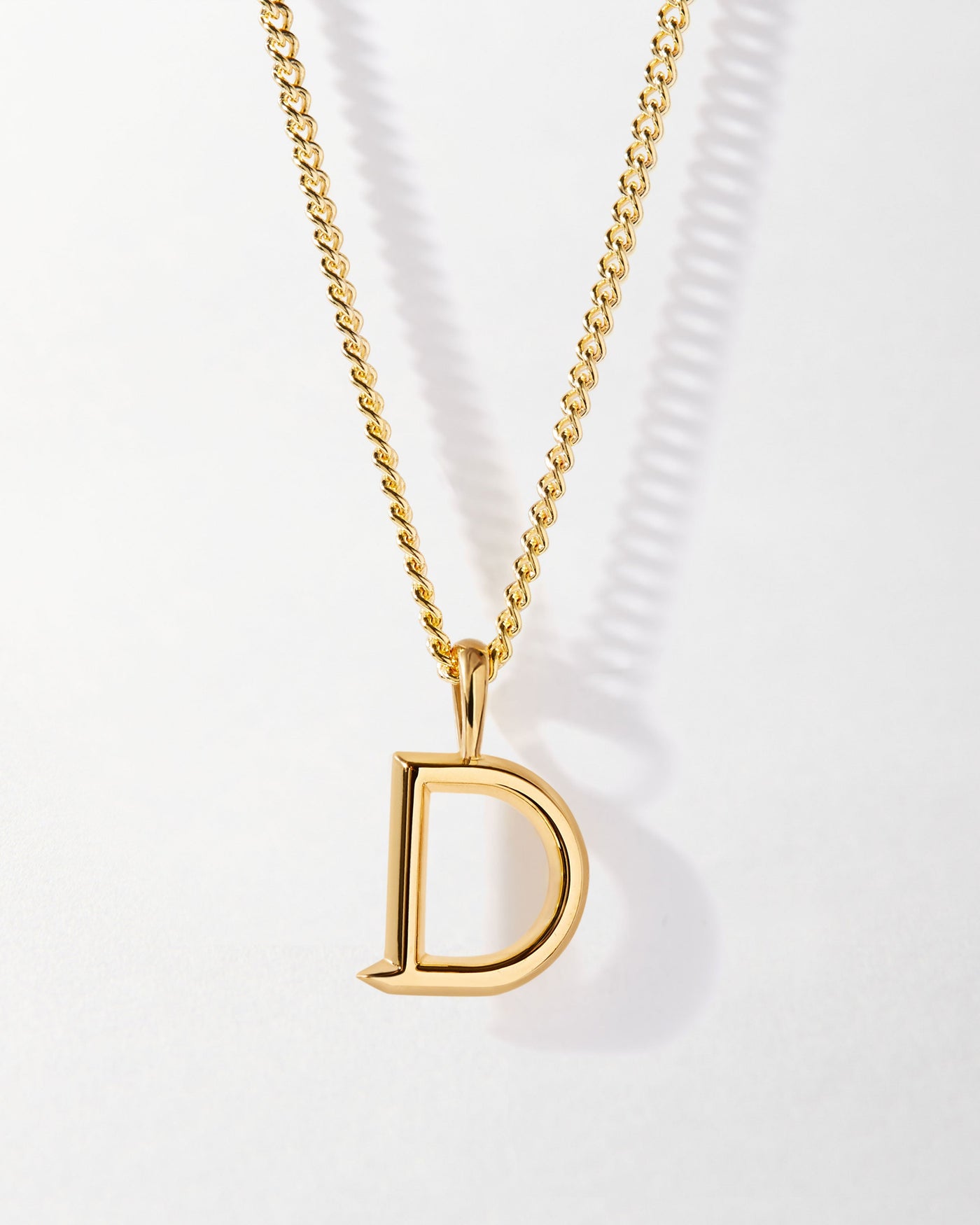 Personalized Curb Chain Necklace with Initial