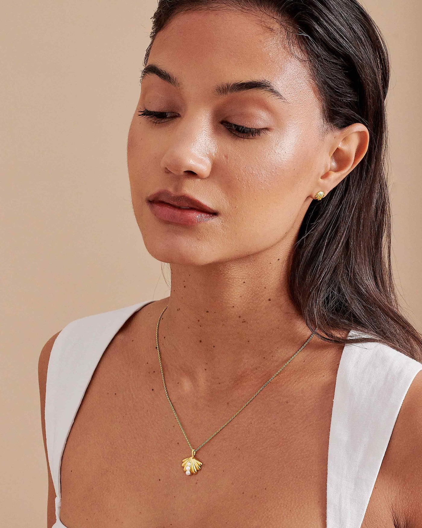 Seaside Shell Pearl Necklace