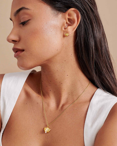 Seaside Shell Pearl Necklace