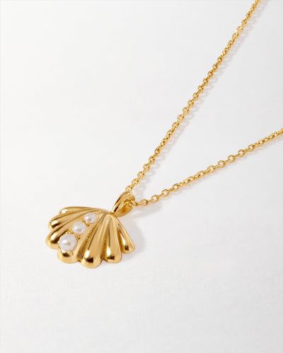 Seaside Shell Pearl Necklace
