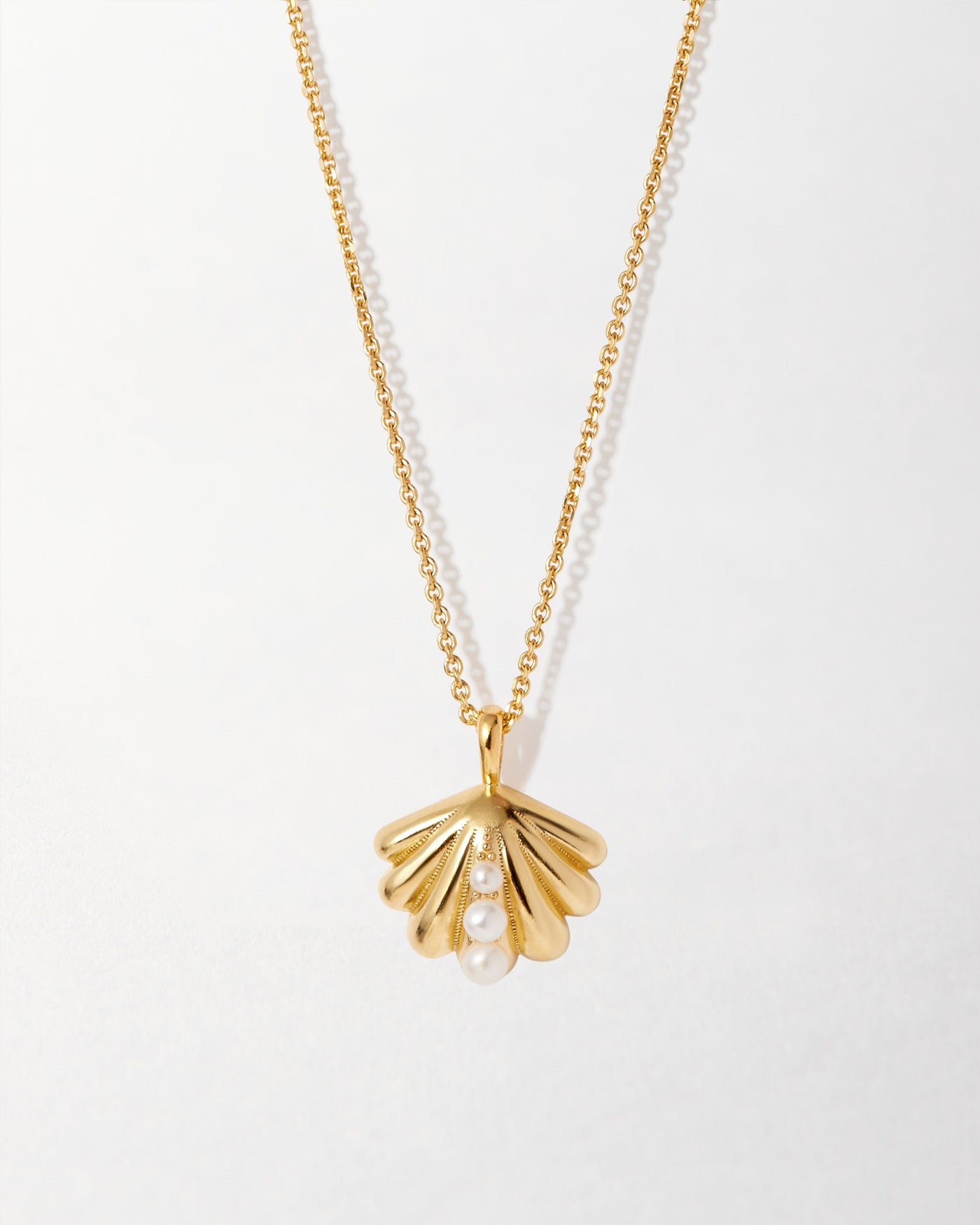 Seaside Shell Pearl Necklace