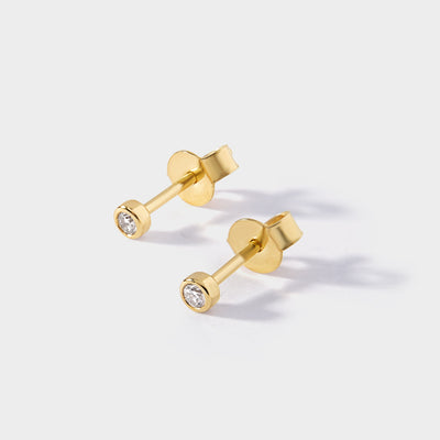 Elegant Yellow Gold Solitaire Diamond Earrings