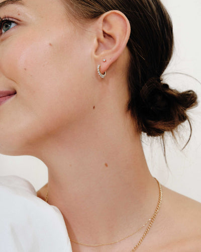 Elegant Yellow Gold Solitaire Diamond Earrings
